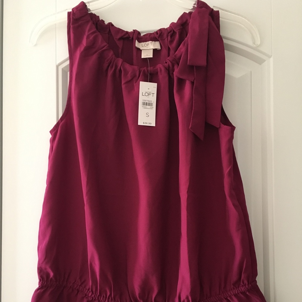 LOFT sleeveless blouse
